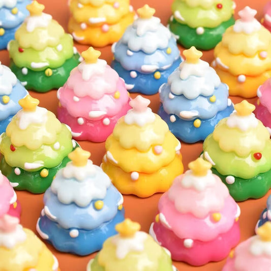 Cute Mini Macaron Christmas Tree Resin Figurines, Tiny Pastel Xmas Tree Ornament, Fairy Garden Micro Landscape Decor, DIY Craft Decoration