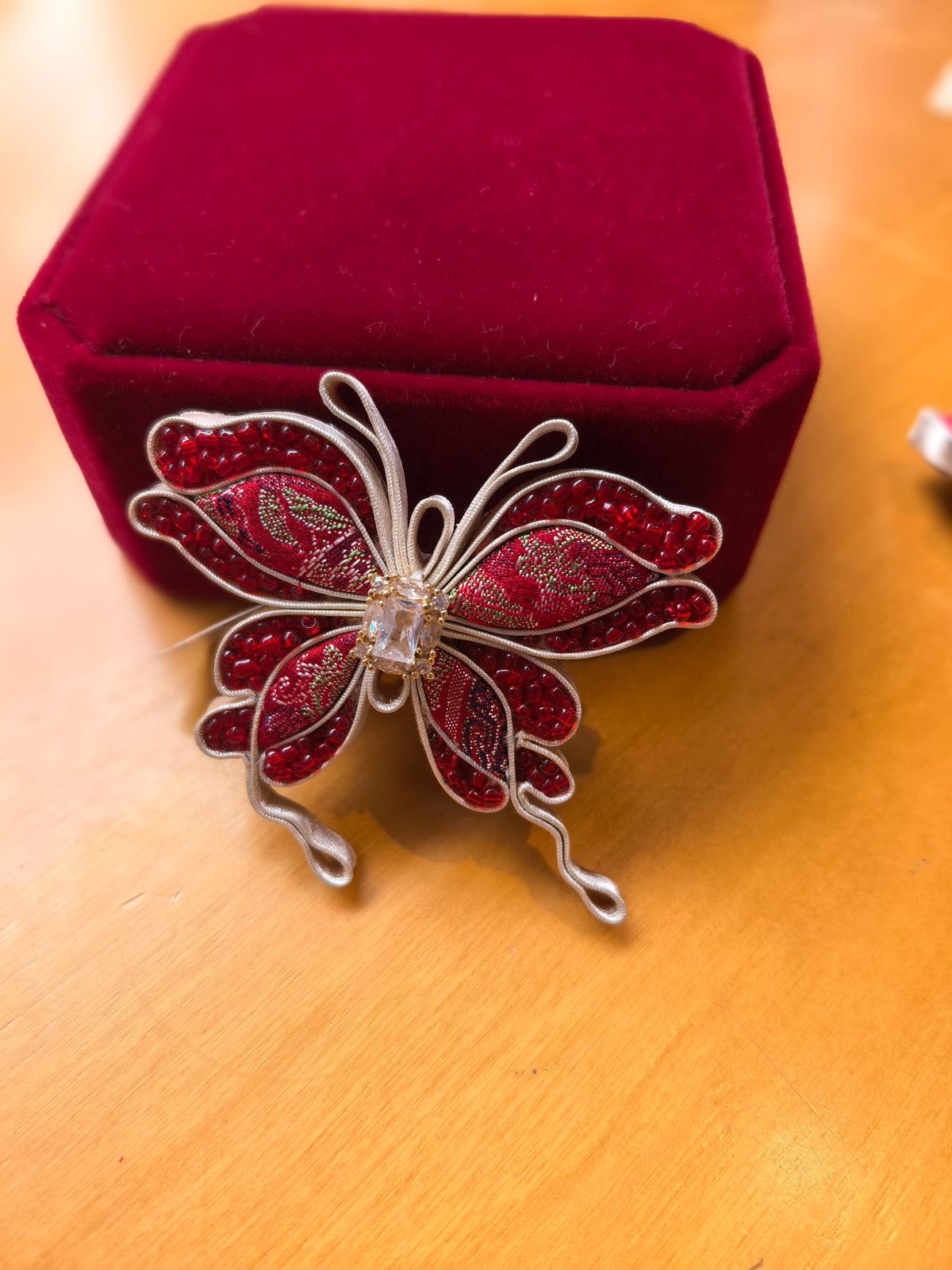 Traditional Chinese Song‑Brocade Brooch, Handmade Ethnic Vintage Brooch Pin for Women