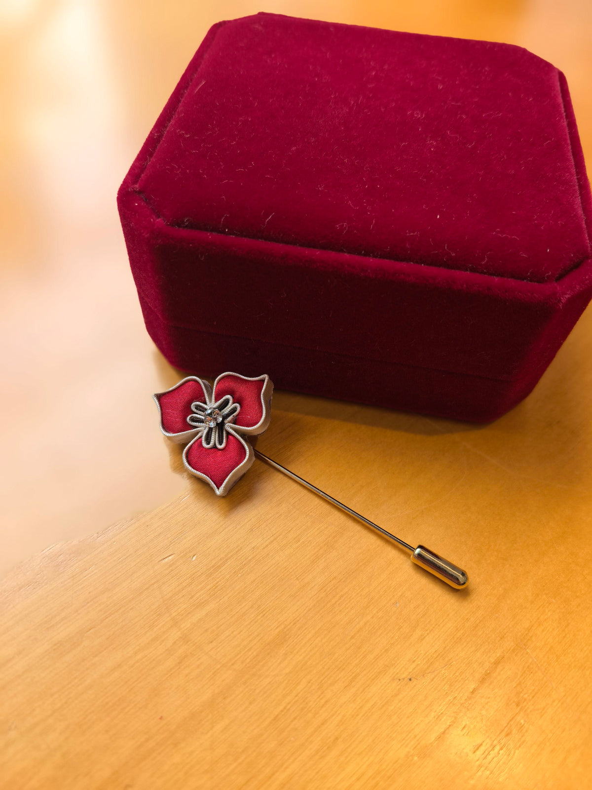 Traditional Chinese Song‑Brocade Brooch, Handmade Ethnic Vintage Brooch Pin for Women