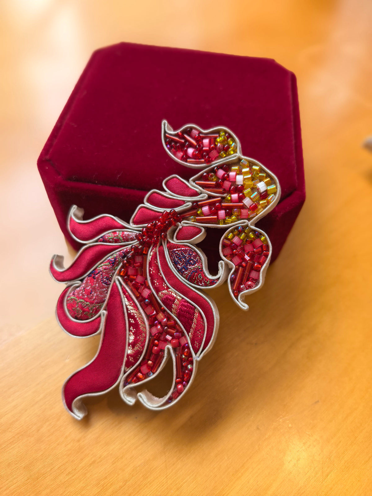 Traditional Chinese Song‑Brocade Brooch, Handmade Ethnic Vintage Brooch Pin for Women