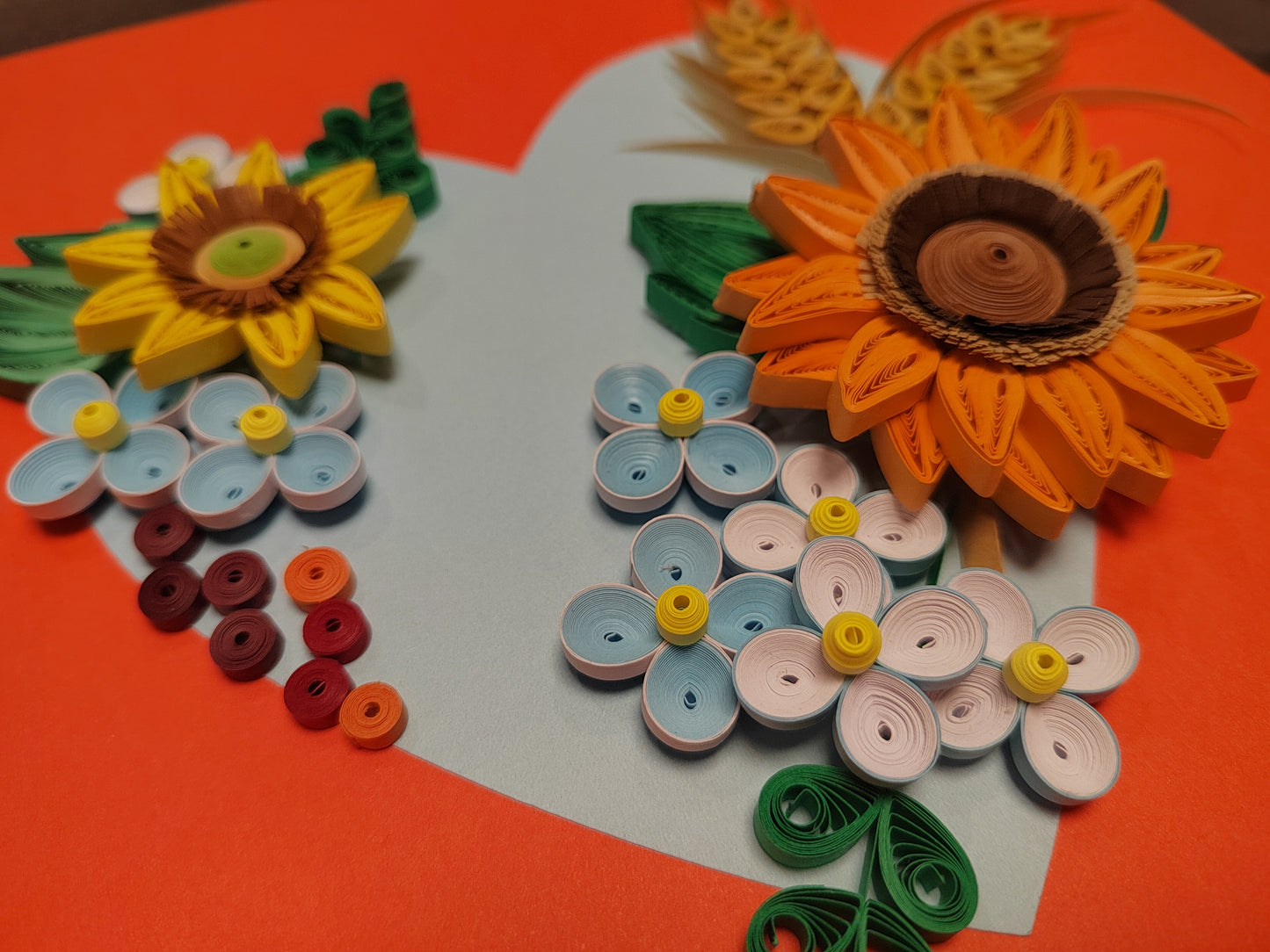 DIY Beginner Quilling Kit | Sunflower Heart 3D Paper Craft Set, Tools, Illustrated Guide & Video Tutorial (Glue,Frame & Base Card NOT Included) Bullet Points